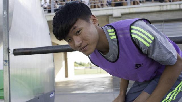 男生日女生视频