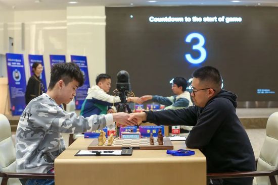 极品色播