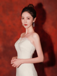 美女一二三区